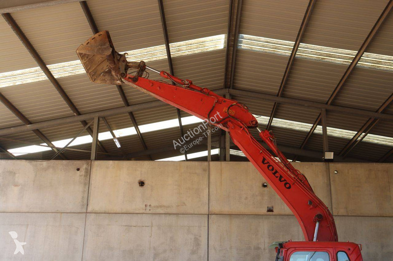 Volvo 0B excavator
