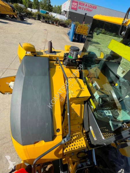 Excavadora Komatsu PW98MR-11E0