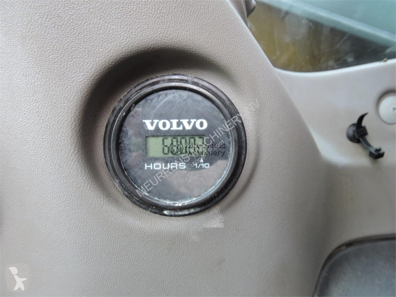 Экскаватор Volvo