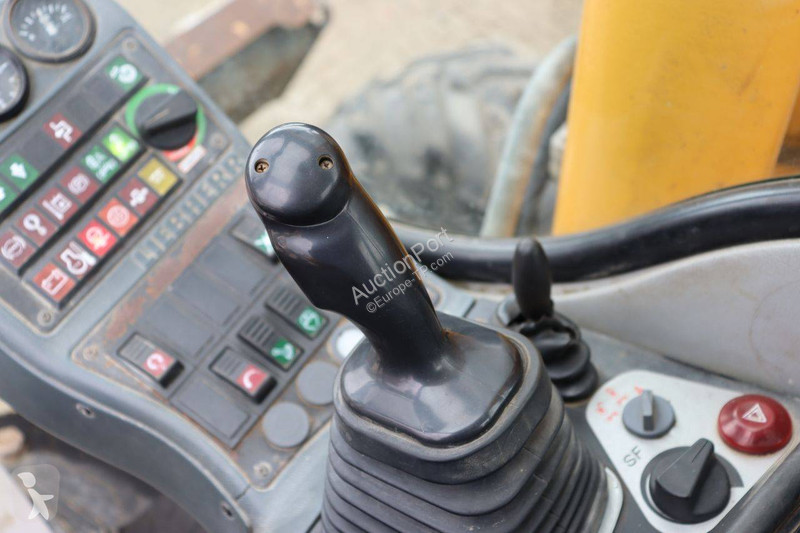 جرافة Liebherr