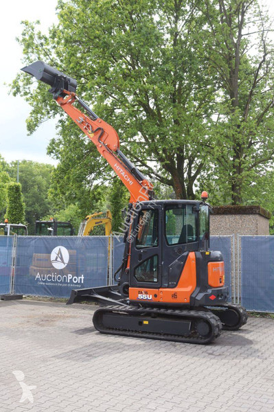 جرافة Hitachi ZX55U6