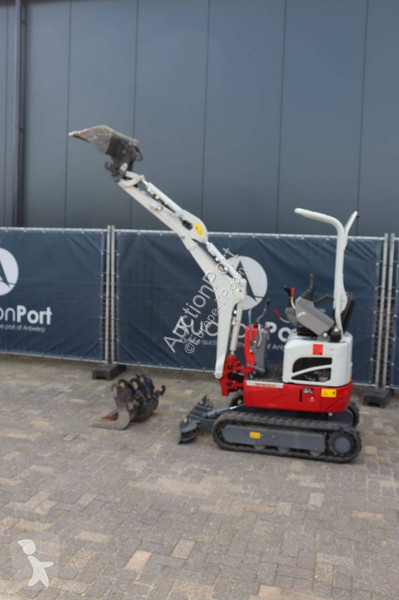 Skovel Takeuchi TB210R
