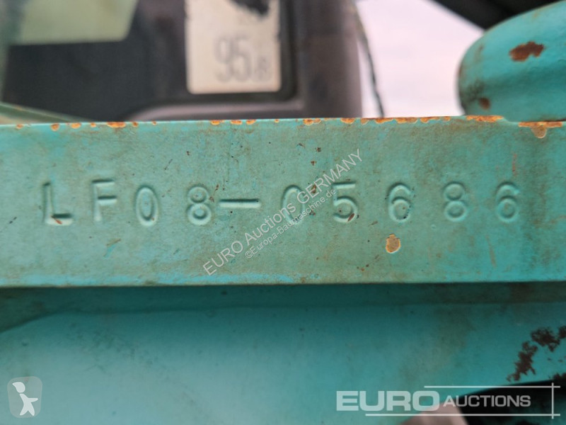 جرافة Kobelco SK85MSR-3E