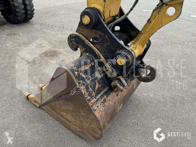 Excavator Caterpillar D