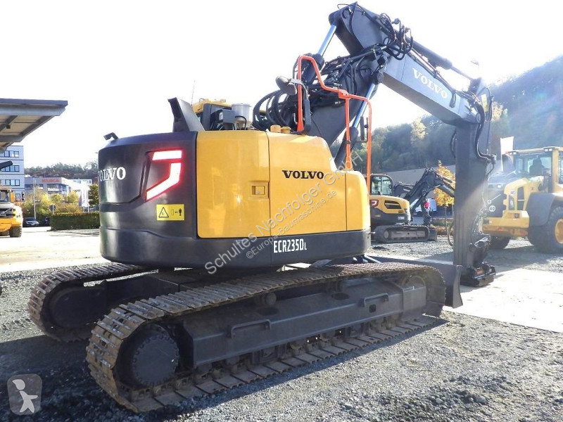 Excavadora Volvo