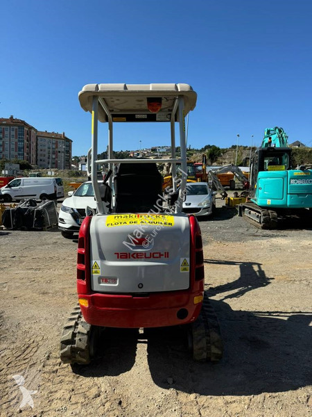 Rýpadlo Takeuchi TB216