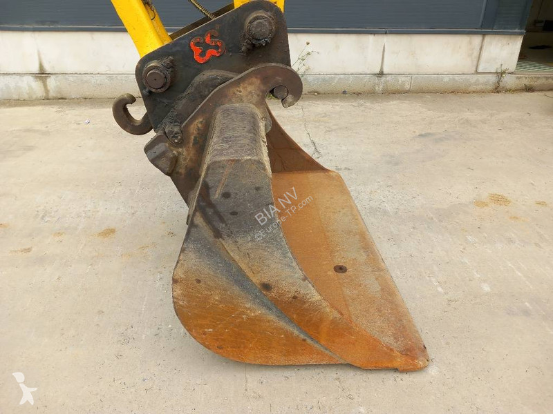 Excavator Komatsu I-11