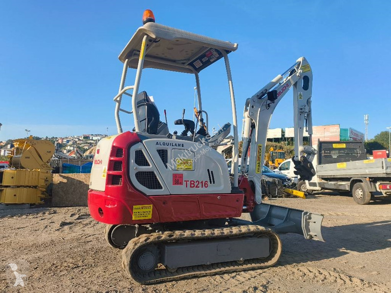 Rýpadlo Takeuchi TB 216