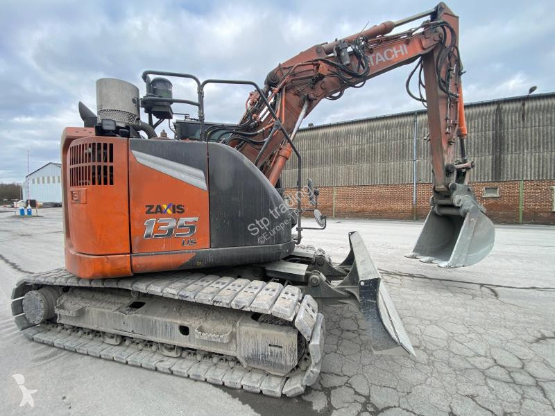 Graafmachine Hitachi 135US-7