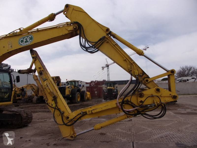 جرافة New Holland LC-ME
