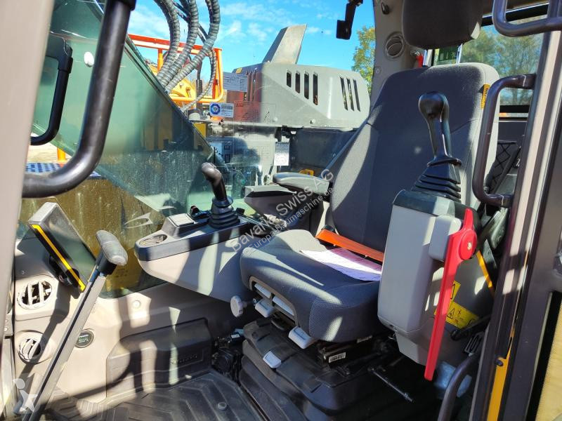 Excavadora Volvo
