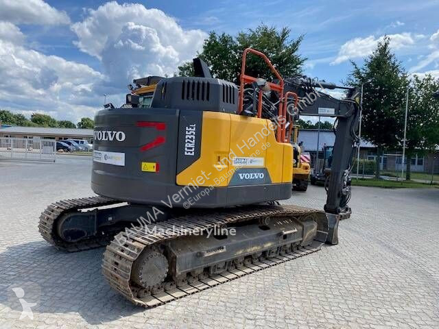 Escavatore Volvo ECR 235 E L MIETE / RENTAL...