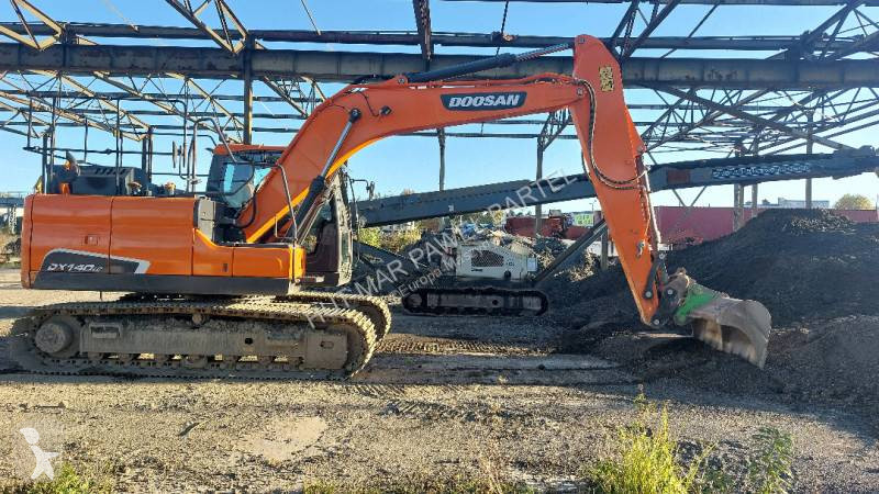 Escavatore Doosan DX140LC-5
