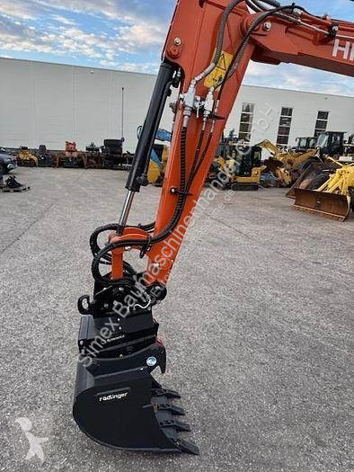 Escavadora Hitachi ZX26 U-6