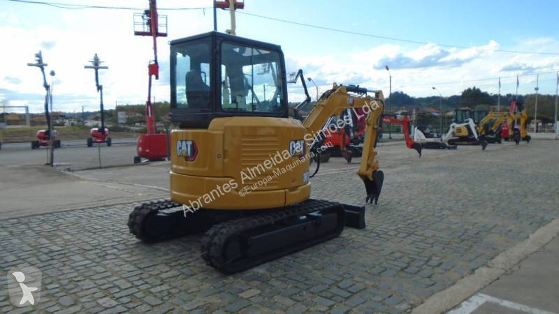 Escavadora Caterpillar
