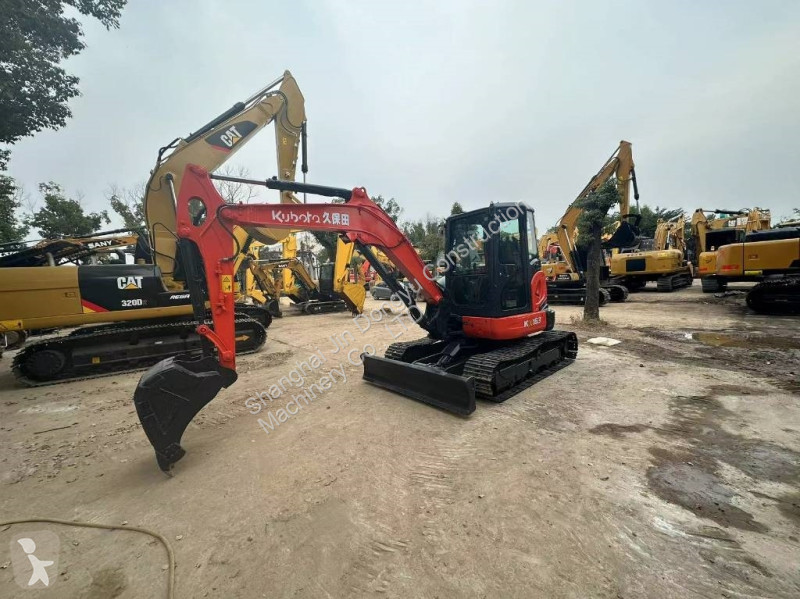 Escavadora Kubota KX163