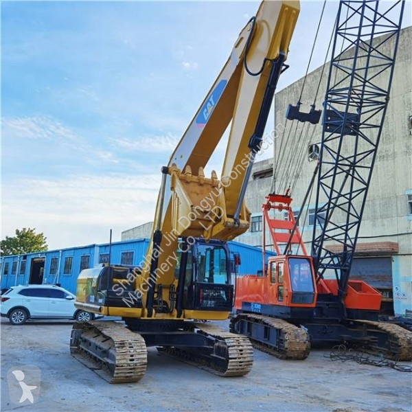 Escavatore Caterpillar
