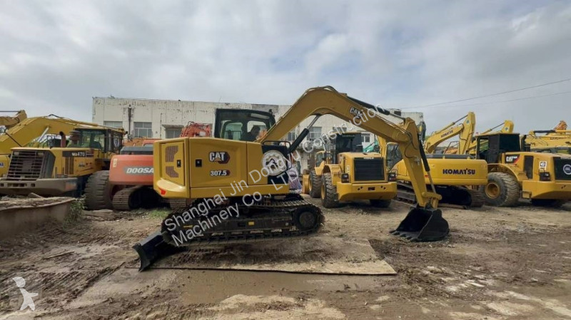 Escavadora Caterpillar 307