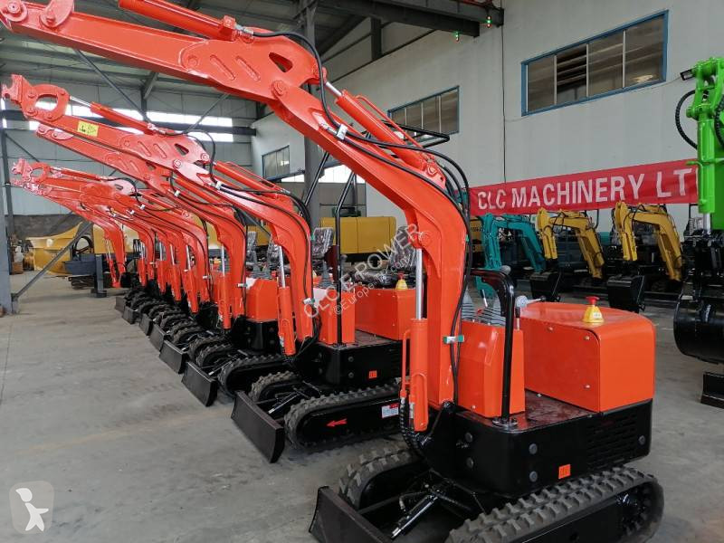 Lopatový nakládač CLC CLC T 1000 2025