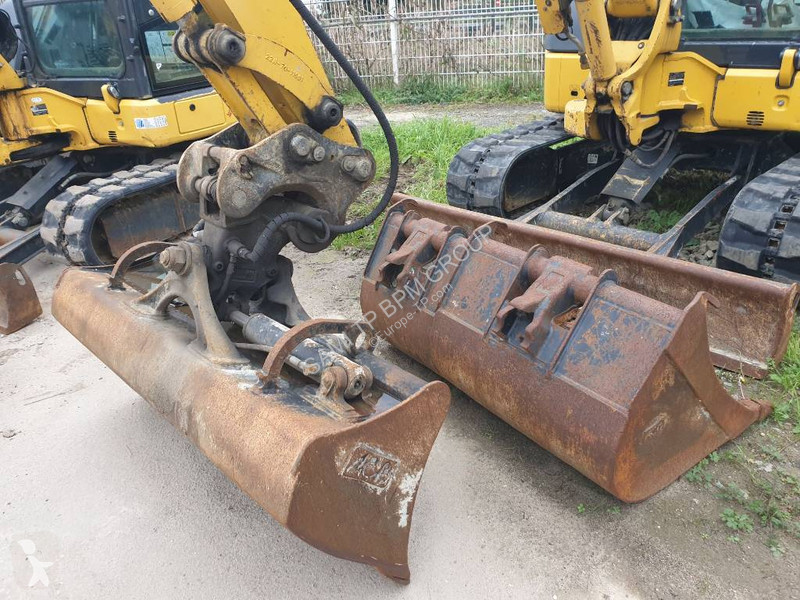 Escavadora Komatsu PC55MR-5