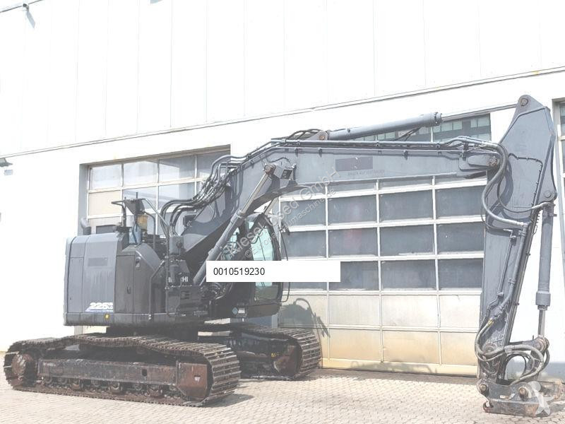 Escavatore Hitachi -6
