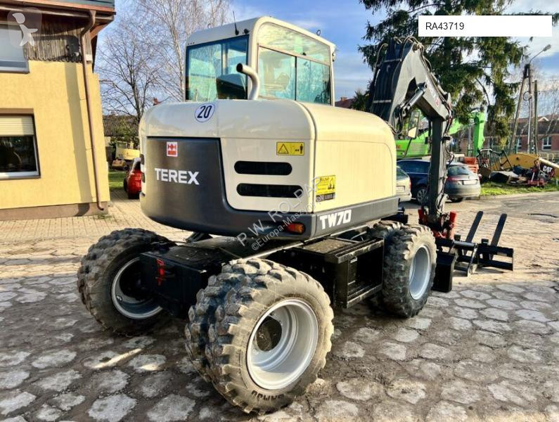 Excavator Terex