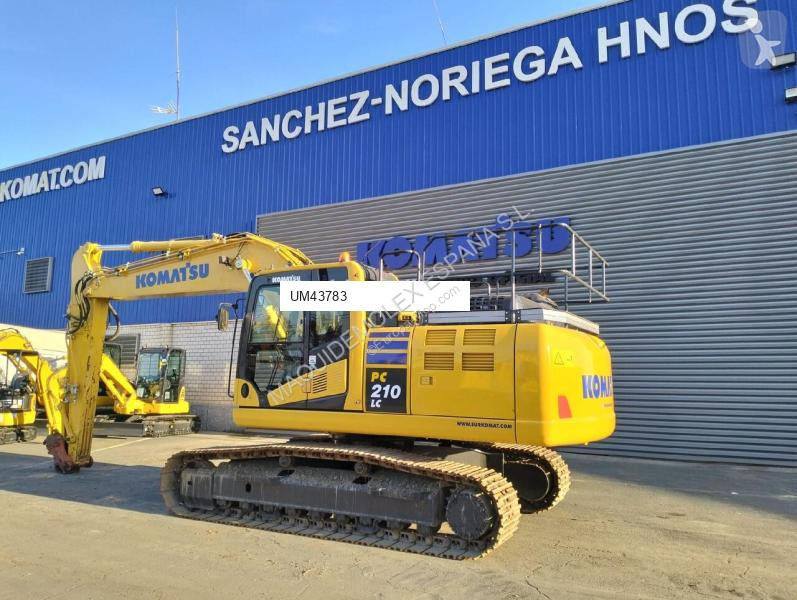 Excavator Komatsu -11