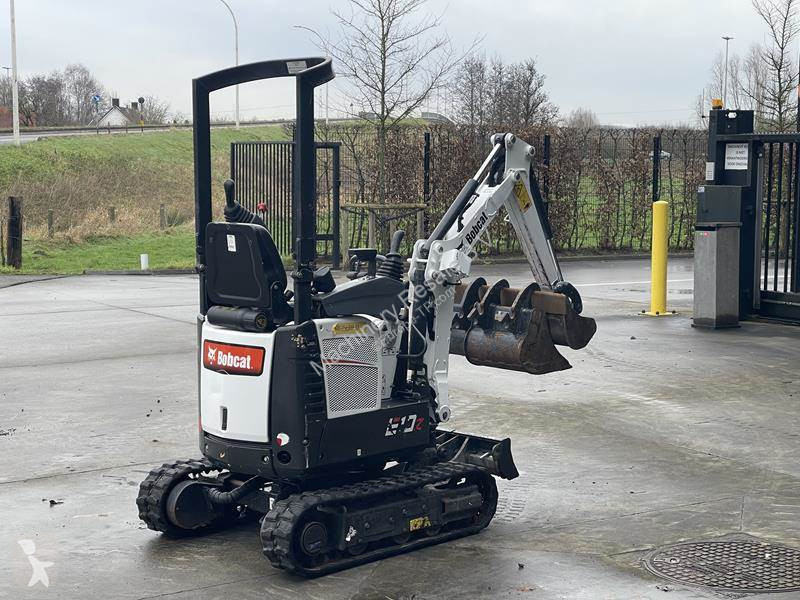 Escavadora Bobcat Z