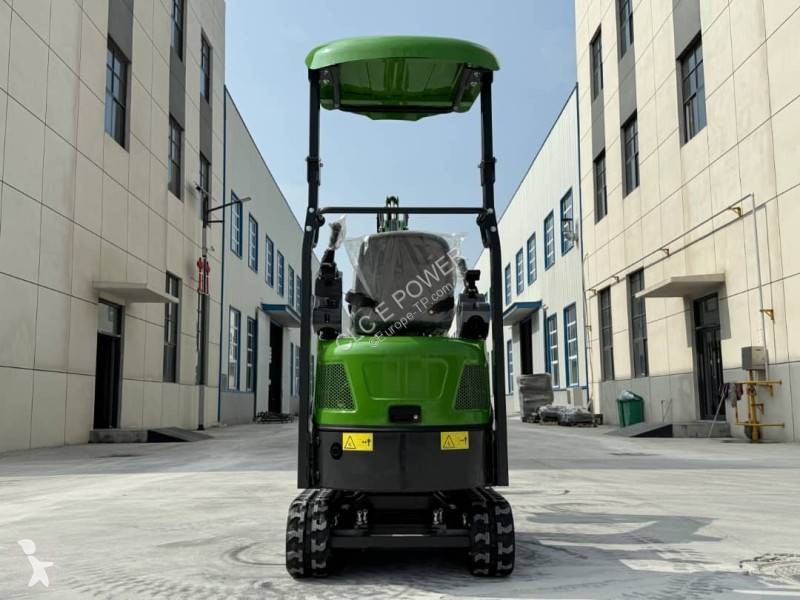 Lopatový nakládač CLC T 1100