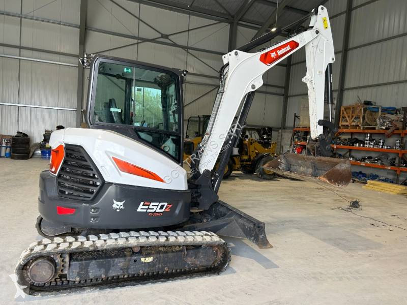 Escavadora Bobcat