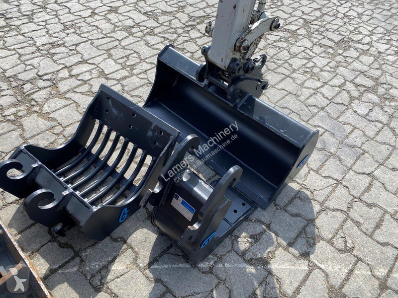 Escavadora Takeuchi TB210R NVT