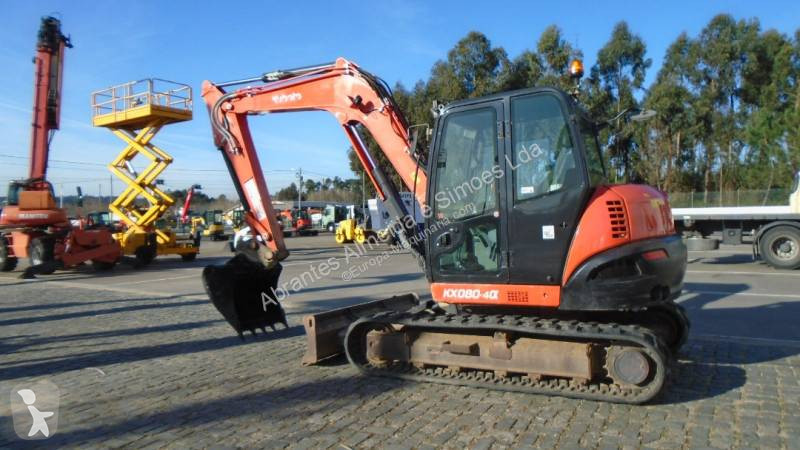 Escavadora Kubota KX080-4