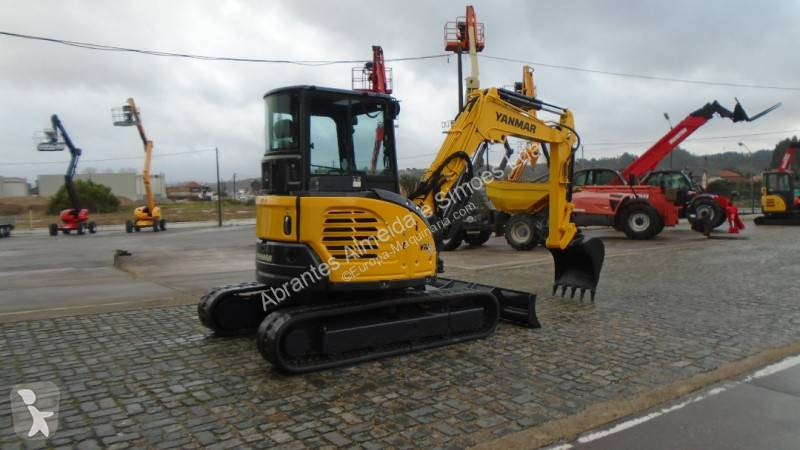 Escavatore Yanmar