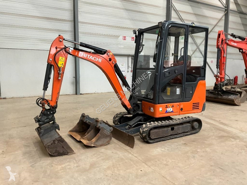 Excavator Hitachi ZX 19-6 powertilt