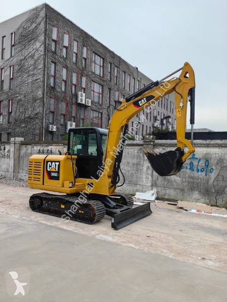 Escavadora Caterpillar 306E2