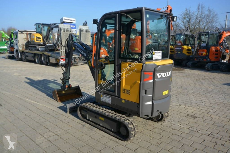 Escavadora Volvo EC 18 E