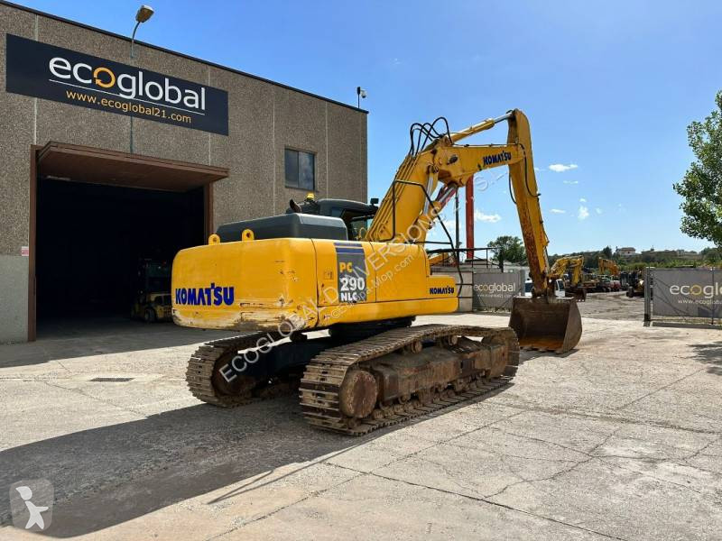 جرافة Komatsu
