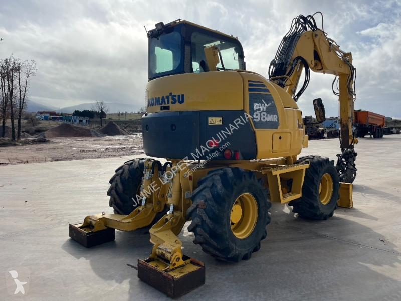 Excavator Komatsu MR-8