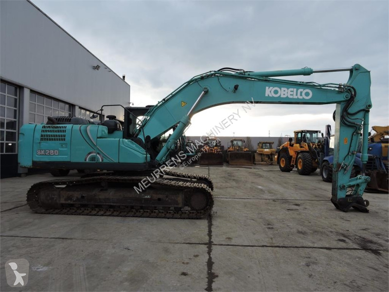 Escavadora Kobelco SK260