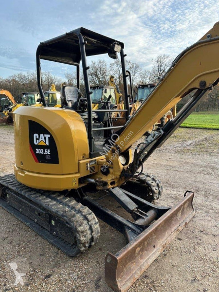Excavadora Caterpillar 3035