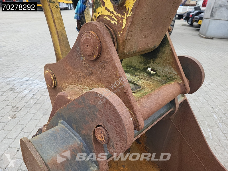 Excavator Komatsu PC180LC-7K