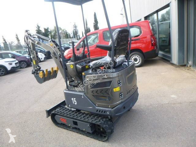 Escavadora Titan YCW-15 KOOP