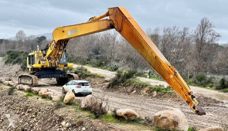 Escavadora Hitachi