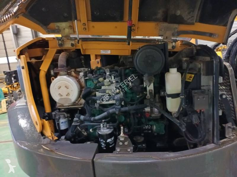 Escavadora Volvo
