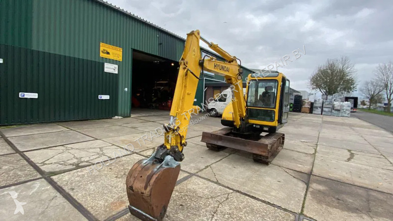Excavator Hyundai Robex