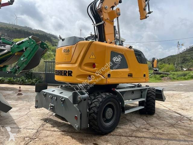 Escavadora Liebherr 916 compact