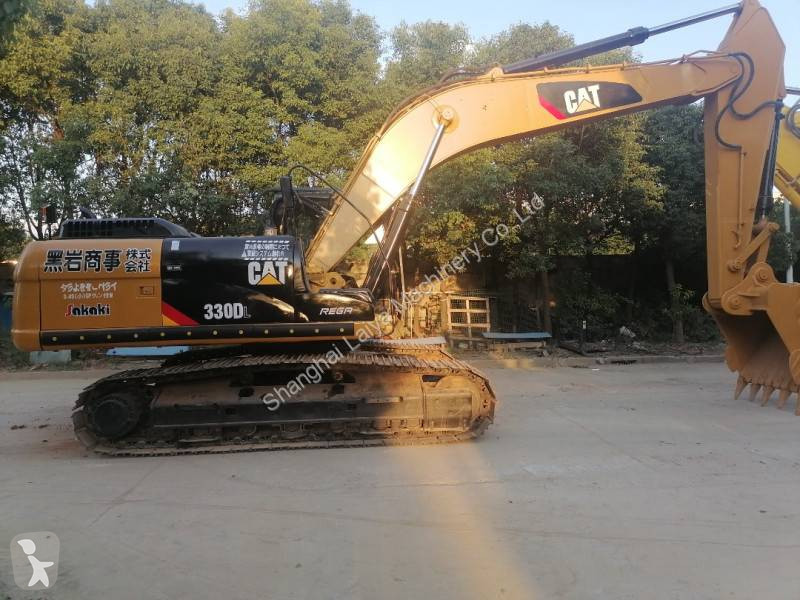 جرافة Caterpillar 330D