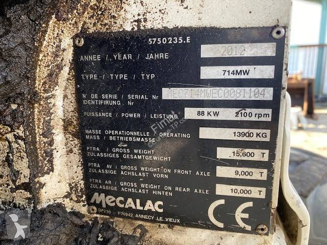 Escavadora Mecalac