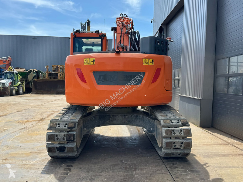 جرافة Doosan -5 - 680 hours