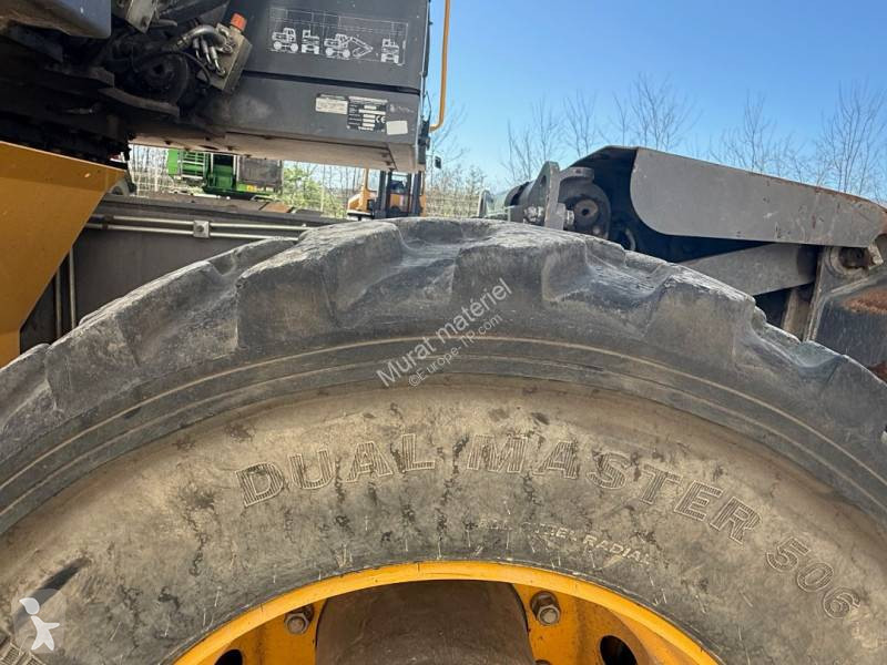 Excavadora Volvo